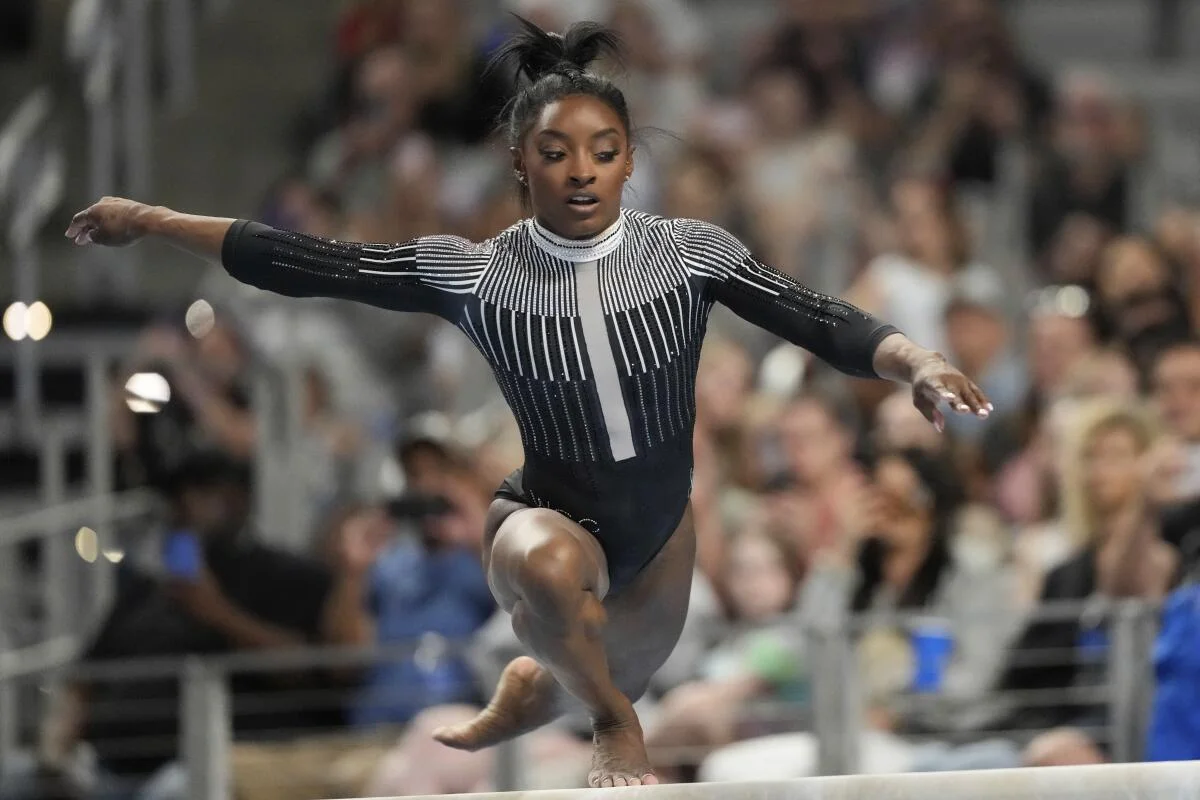 Biles dominates on first day of U.S. championships