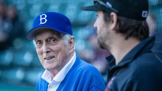 Los Angeles Dodgers great Carl Erskine dies at 97