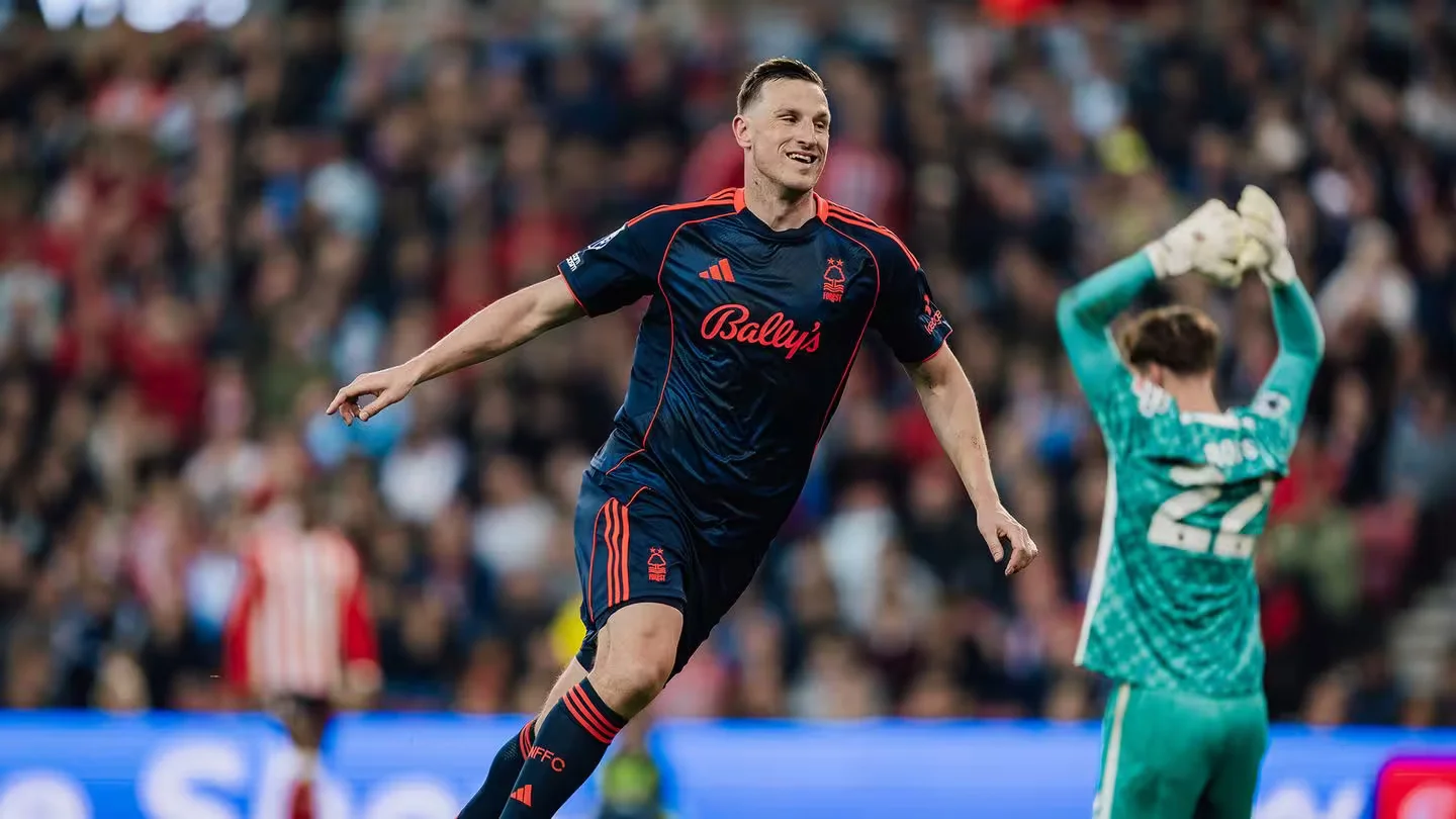 Forest run riot at Sunderland to boost survival hopes with five-goal win