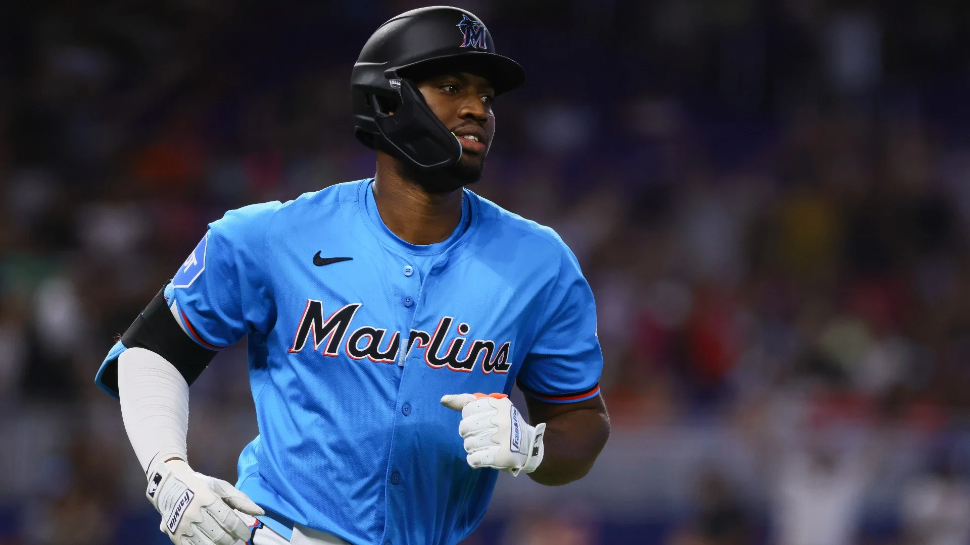 MLB roundup: Marlins end Padres' win streak after overturned home run