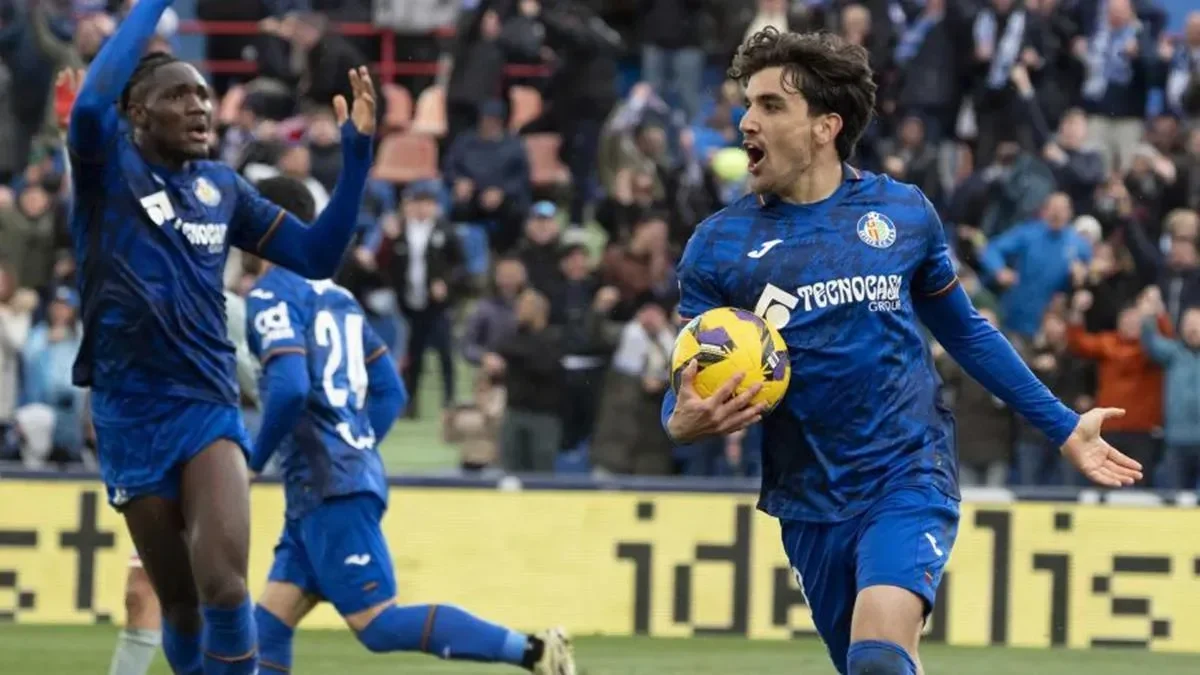 Getafe 2-1 Atletico Madrid: Arambarri late brace sees hosts complete comeback victory against title chasing Atleti
