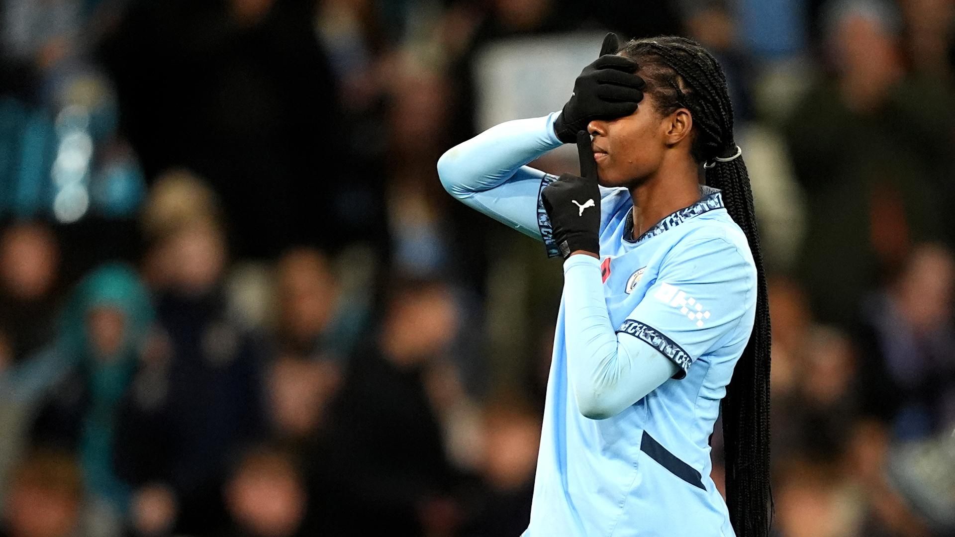 WSL: Shaw's hat-trick helps Manchester City thrash Spurs to move four points clear at the top