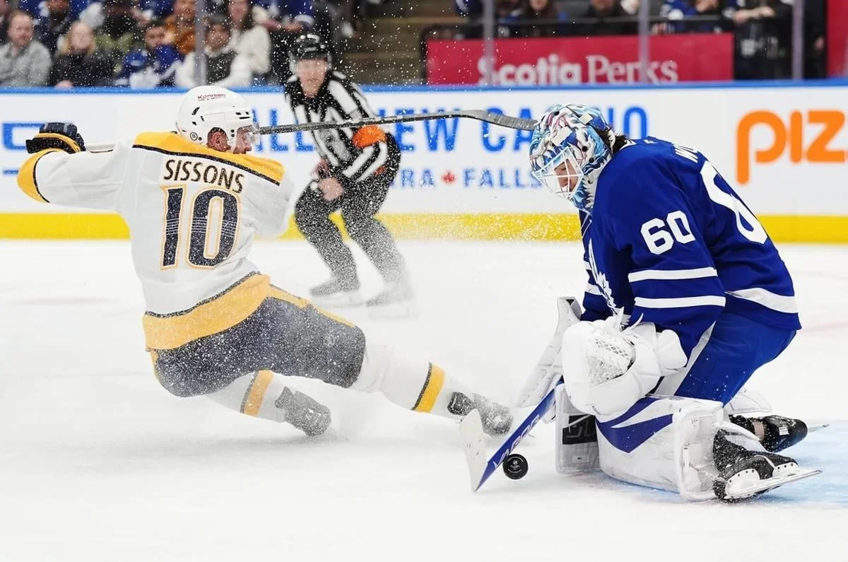 NHL roundup: Leafs extend winning streak, Blackhawks suffer fourth consecutive loss