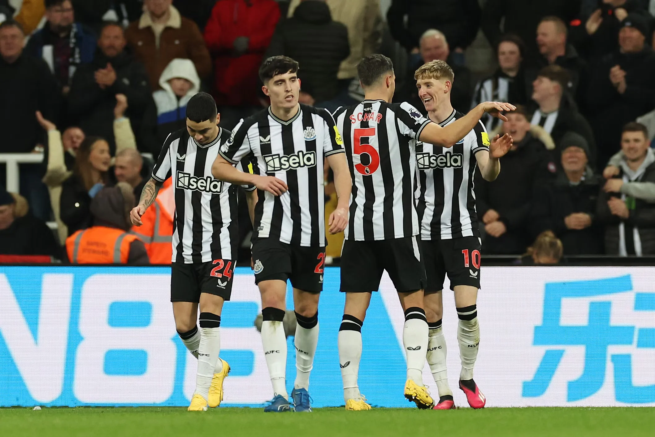 Newcastle 4-1 Chelsea: Magpies defeat 10-man Blues behind outstanding second half performance