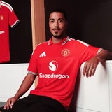 Manchester Utd sign Tielemans in £35m deal from Aston Villa
