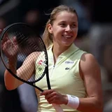 Maja Chwalinska makes history as first qualifier to reach French Open final