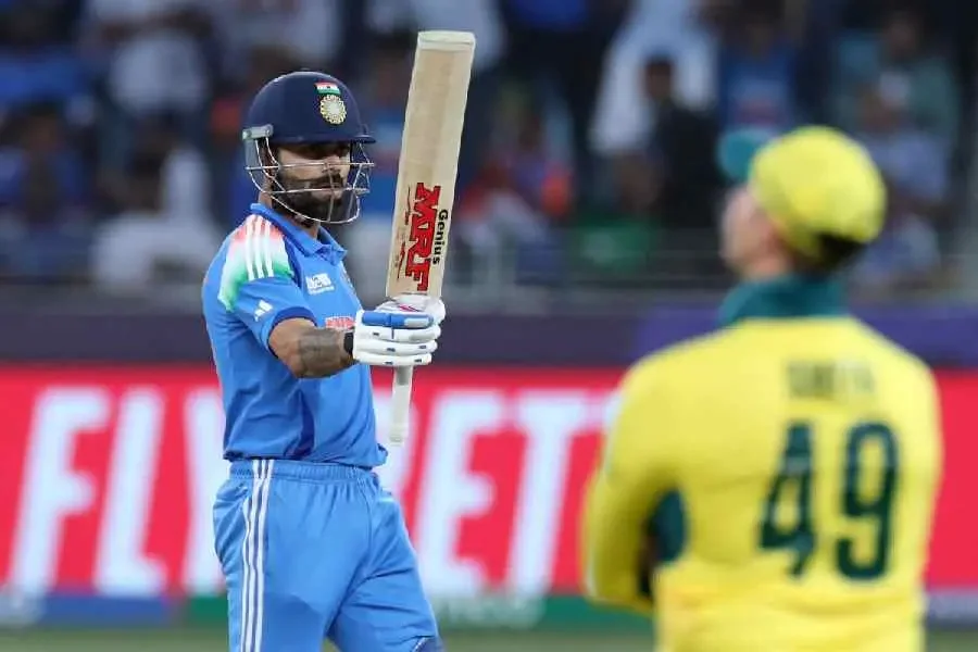 Virat Kohli masterclass guides India to Champions Trophy final