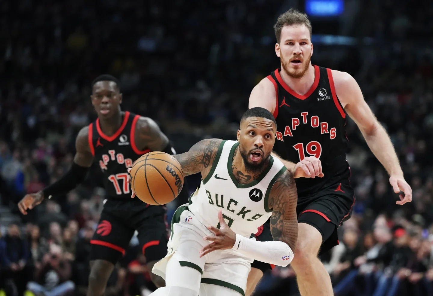 Lillard's 37 Points Lead Bucks to 128-112 Win Over Raptors Despite Antetokounmpo's Absence