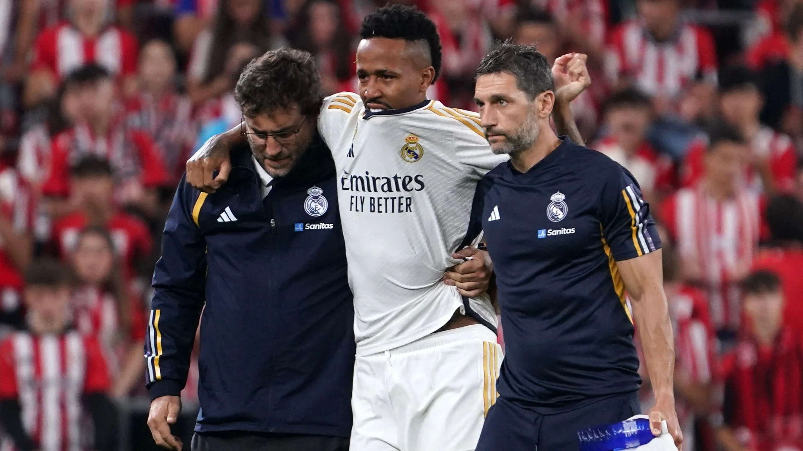 Eder Militao to have surgery after ACL rupture