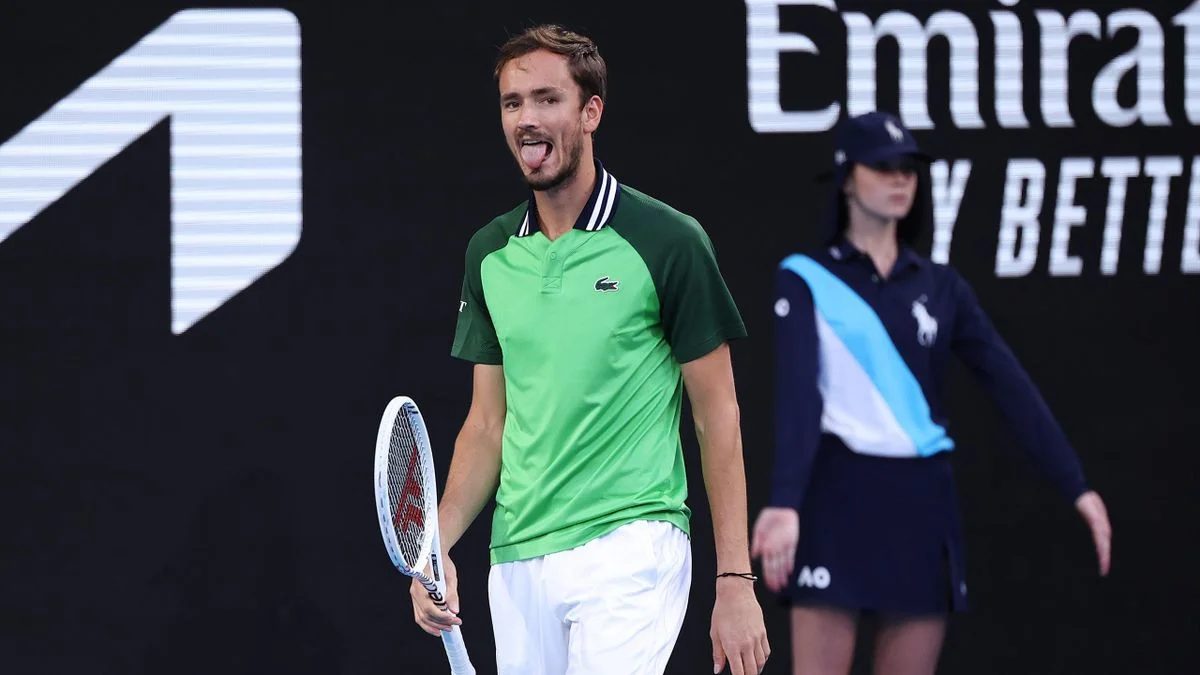 Daniil Medvedev battles past Nuno Borges into Australian Open quarter-finals