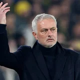Jose Mourinho reportedly holds talks over Real Madrid return