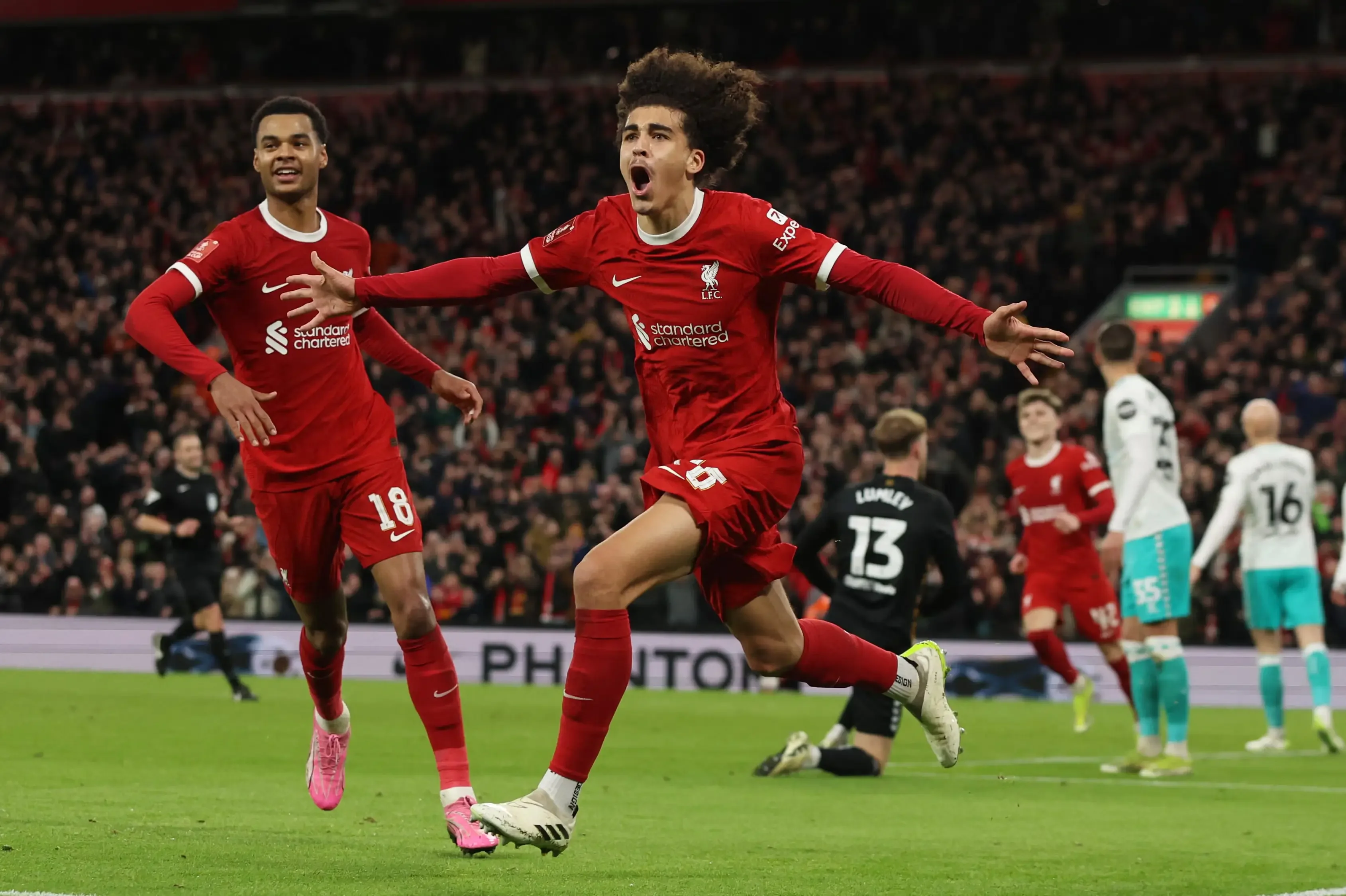 Teenagers Koumas and Danns lead Liverpool into the FA Cup quarterfinals