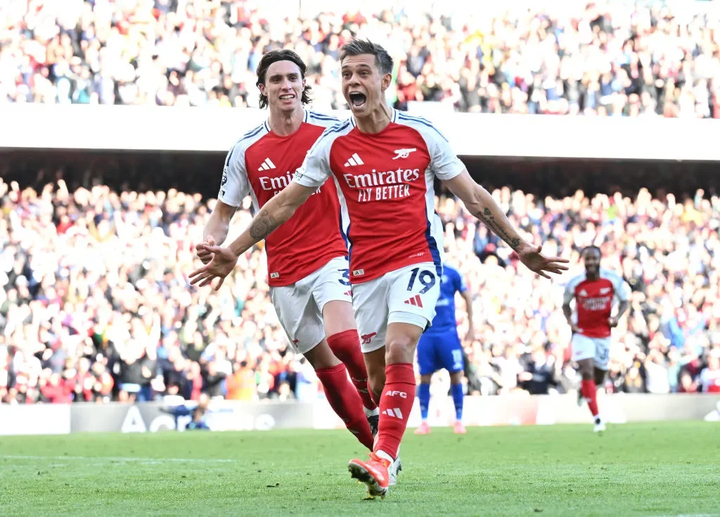 Arsenal 4-2 Leicester: Trossard show ensures Gunners pick up all three points against Foxes