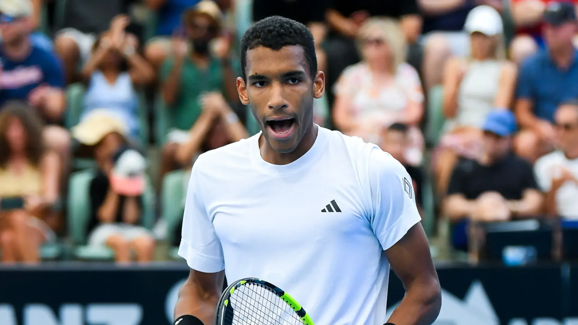Auger-Aliassime defeats Paul to reach Adelaide final