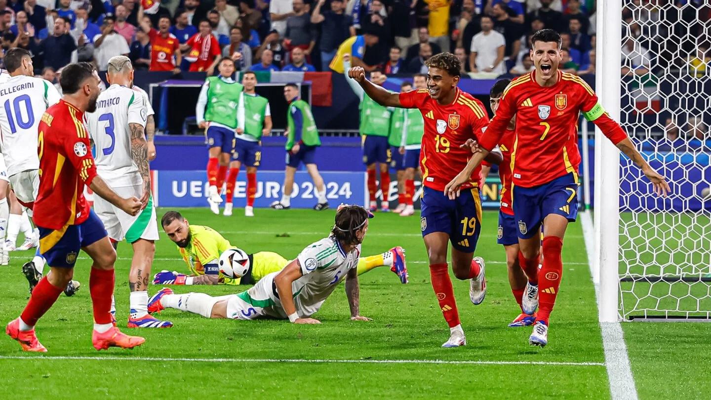 Spain 1-0 Italy: Dominant Spain edge out Italy to secure passage into last 16