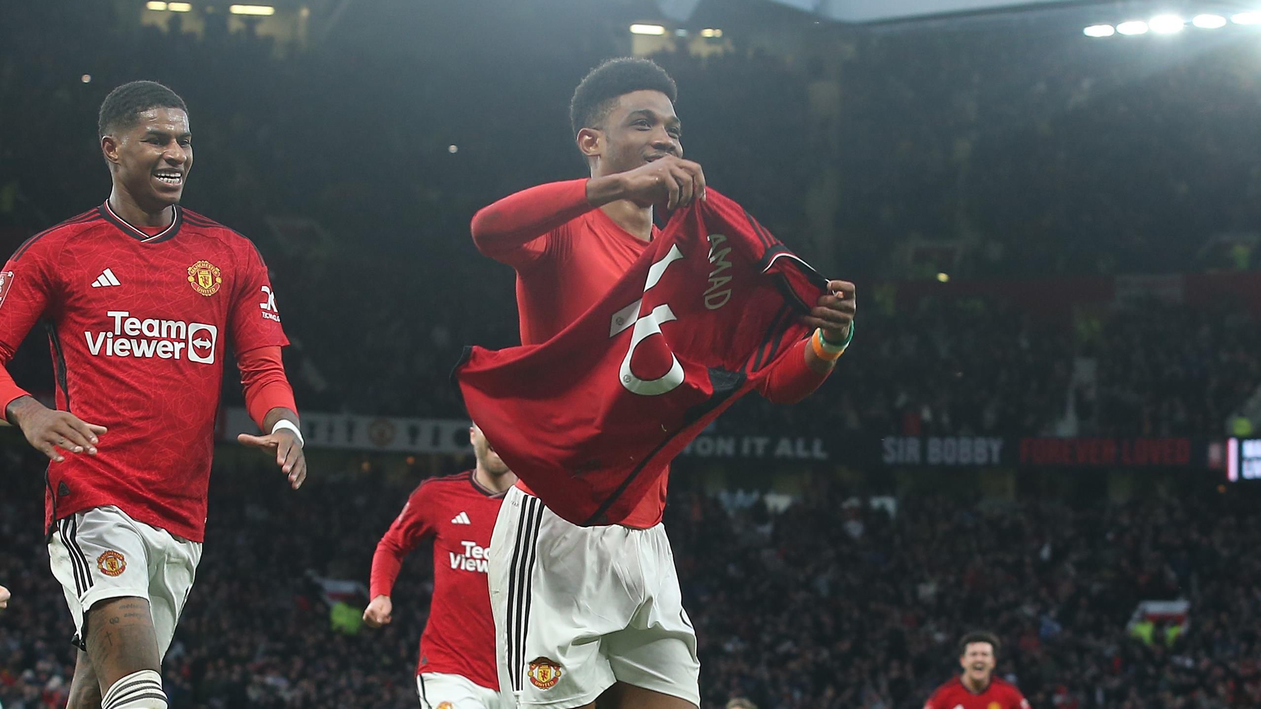 Diallo strike sinks as Manchester United beat Liverpool in FA Cup epic
