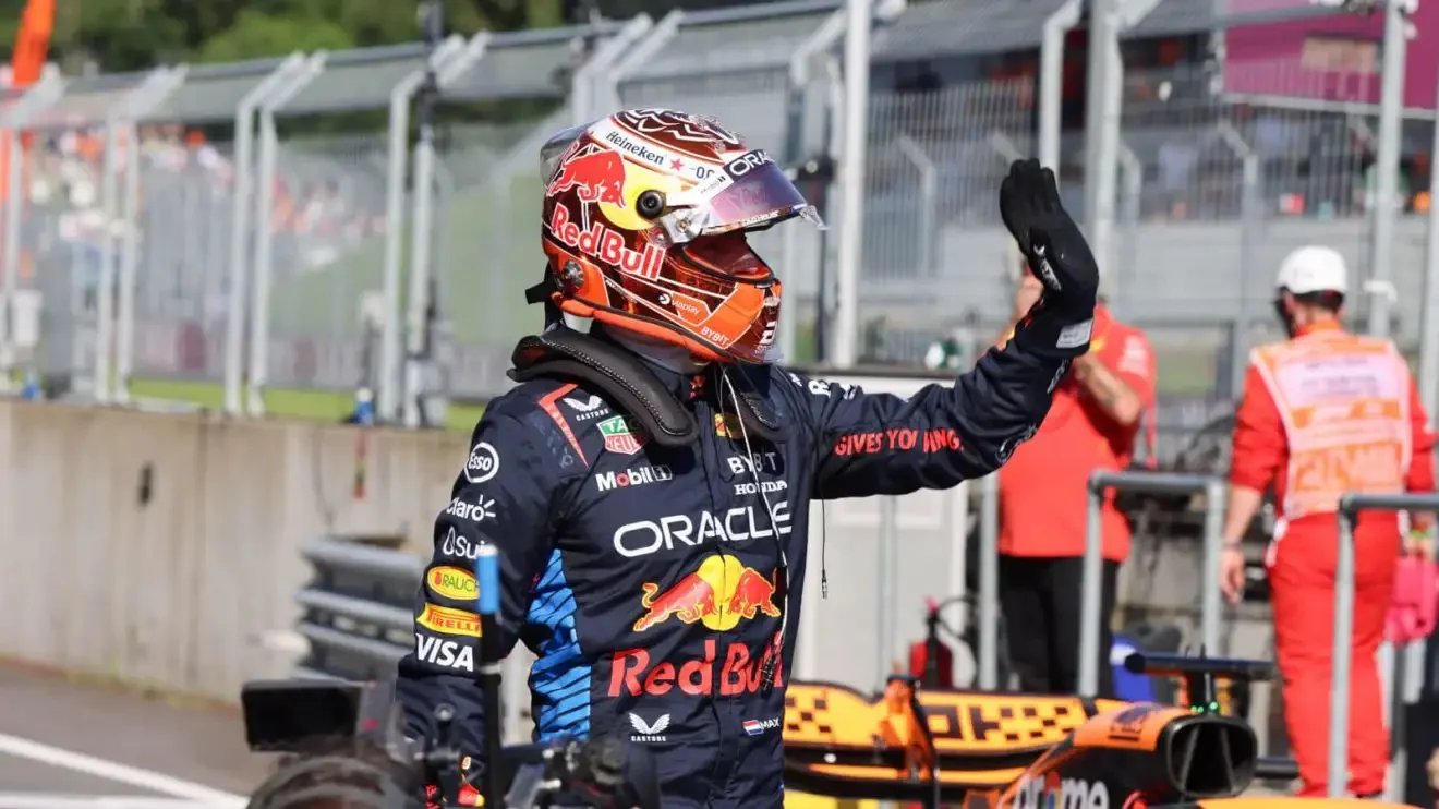 Austrian GP: Verstappen beats the McLarens to take thrilling sprint win