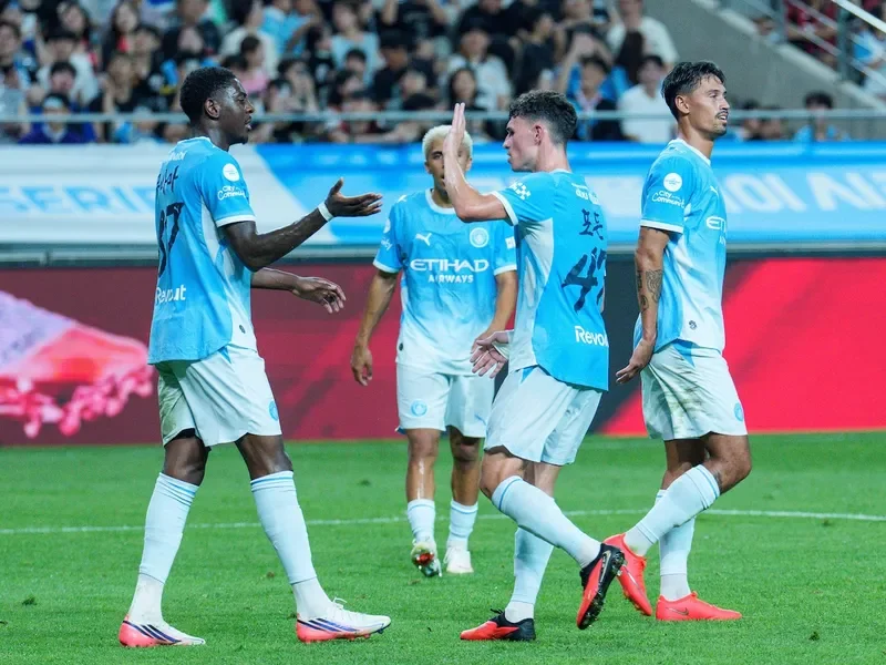 Enzo Maresca Earns First Manchester City Victory as Reijnders and Ait-Nouri Shine in South Korea
