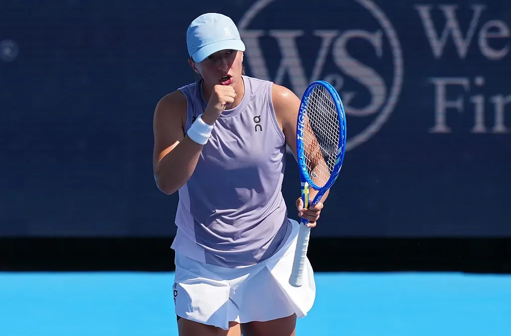Iga Swiatek cruises into Cincinnati Open 2025 Last 32 as Madison Keys, Elena Rybakina survive scares