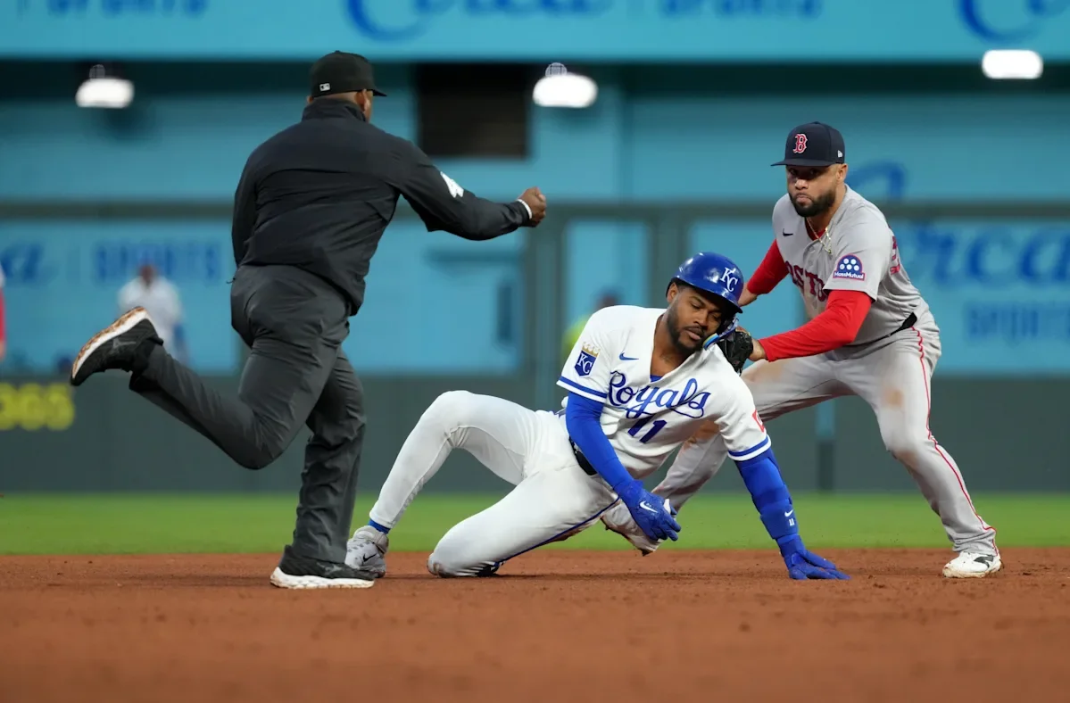 Red Sox capitalise on Royals’ mistakes to cruise to dominant 7-1 win in Kansas City