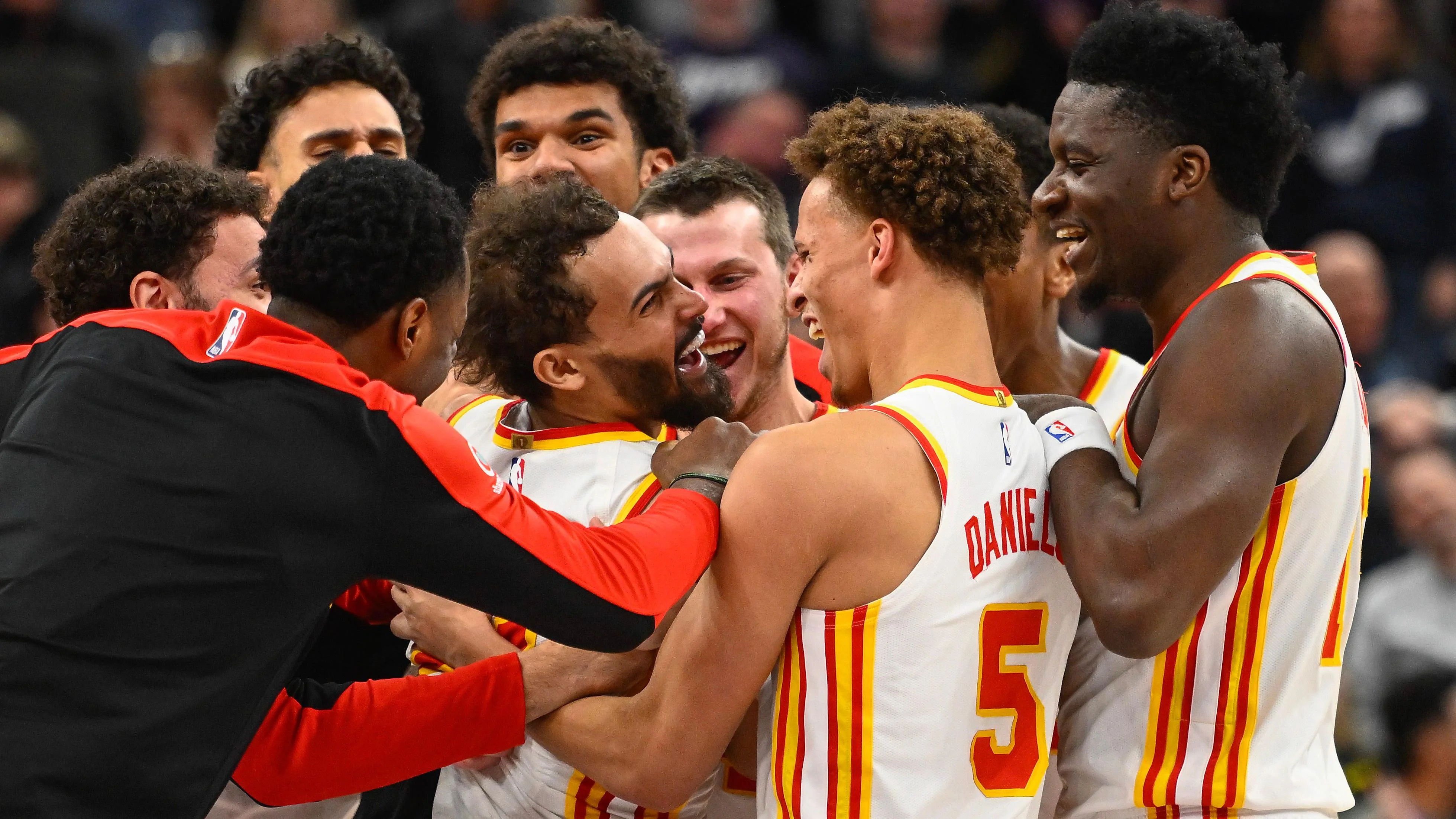 NBA roundup: Hawks edge Jazz with thrilling buzzer-beater, Celtics defeat Nuggets