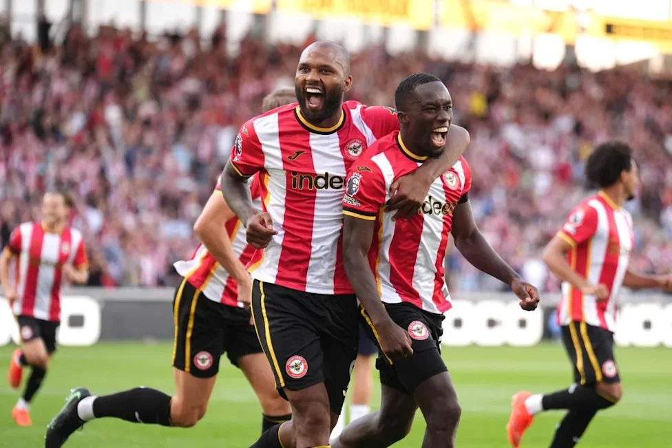 Premier League Opening Weekend: Ipswich snatch late win as Spurs suffer Brentford rout