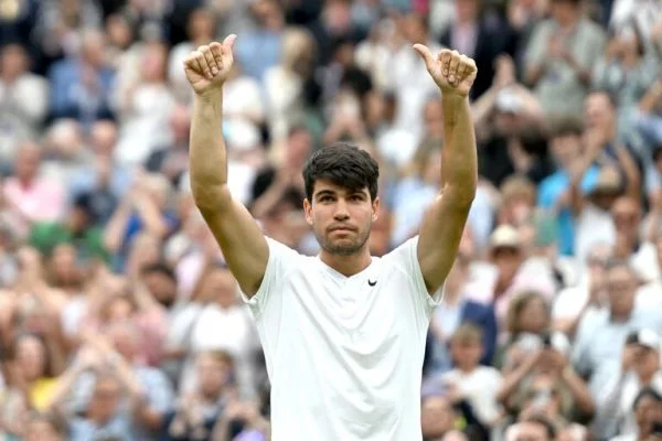 Sinner and Alcaraz eye Wimbledon semi-finals while Sun targets history