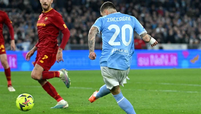 Lazio beat bitter rivals Roma to book Coppa Italia semi-final berth