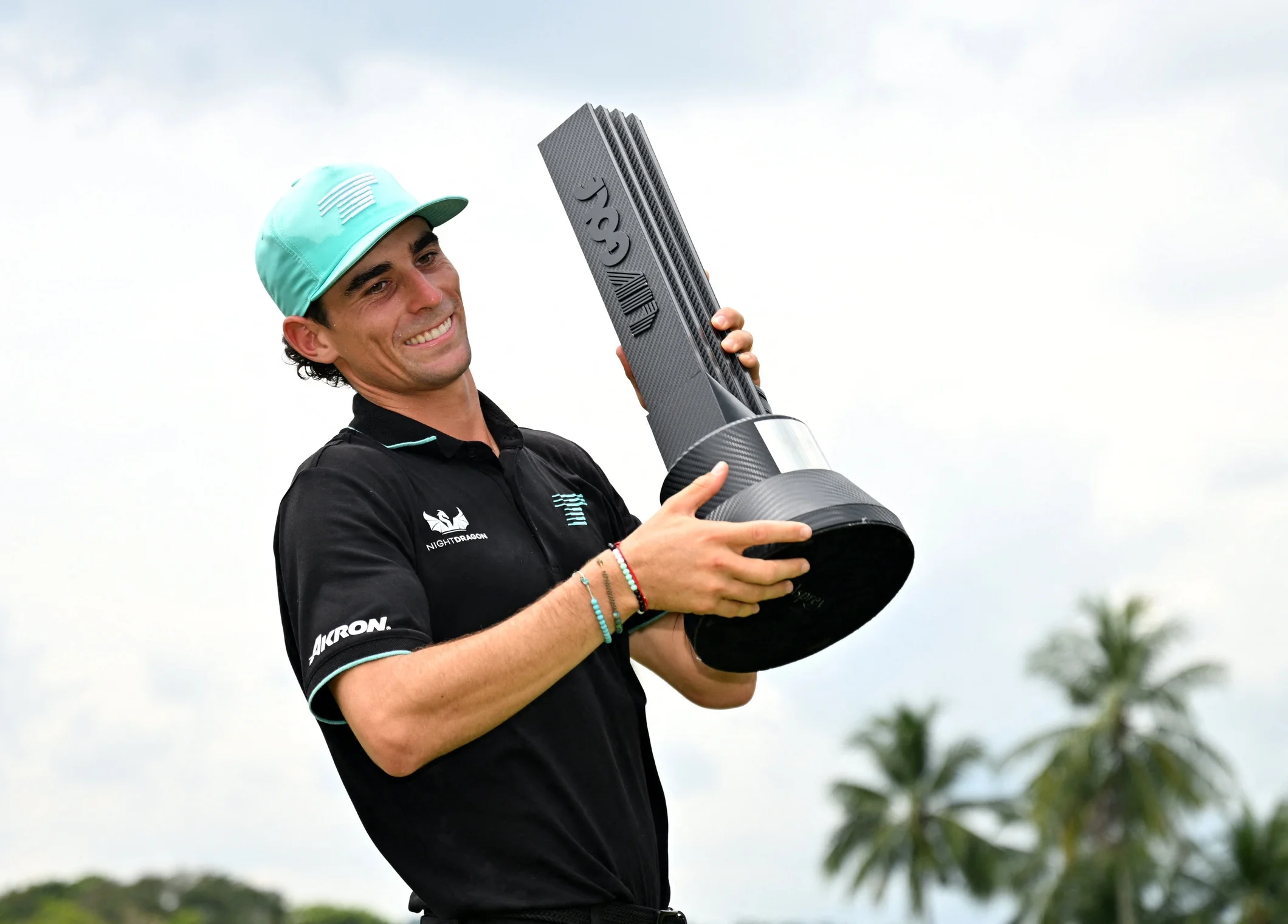 Joaquin Niemann wins 2025 LIV Golf Virginia, enters US Open