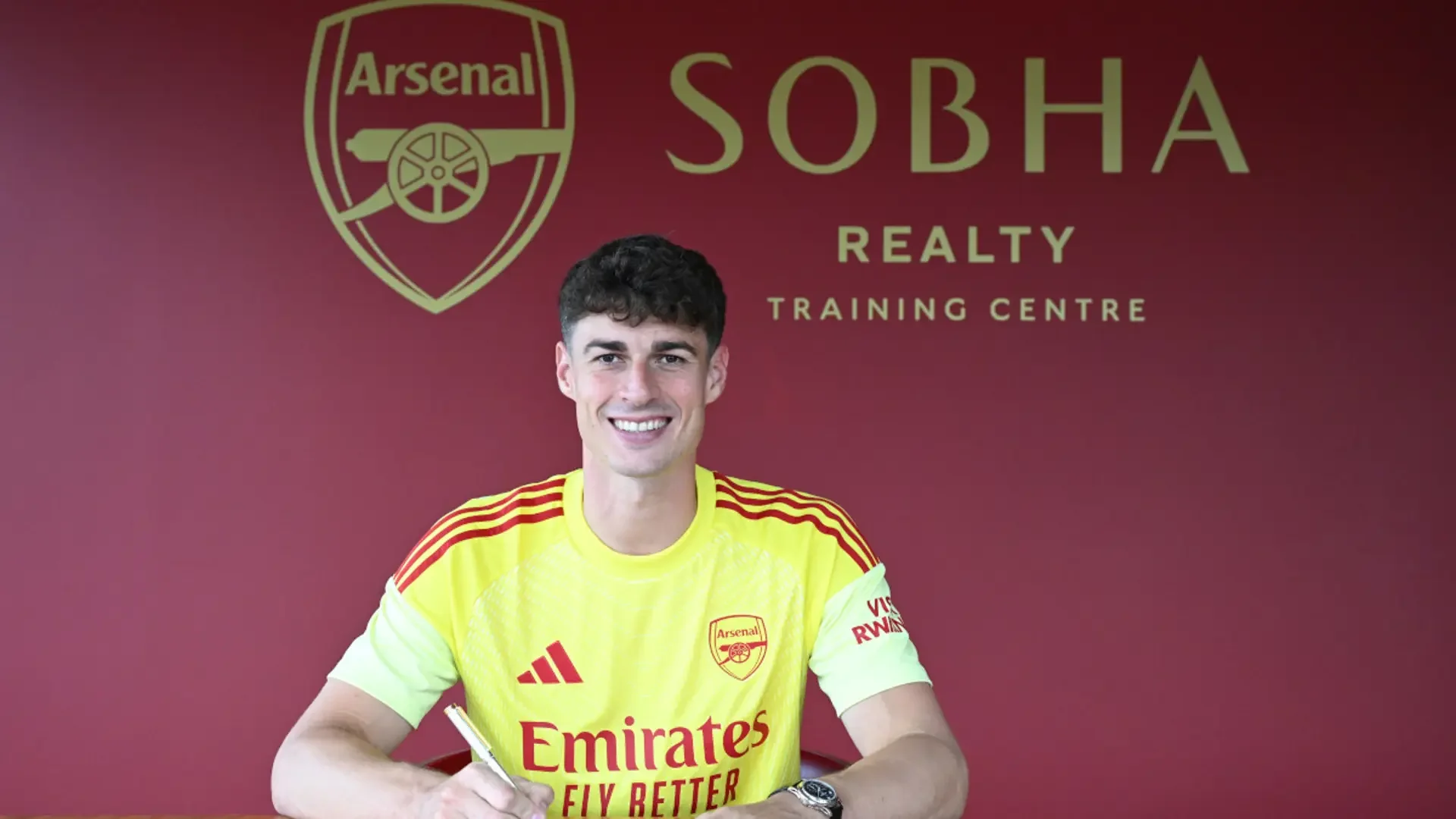 Arsenal secure Kepa Arrizabalaga from Chelsea in £5m deal 