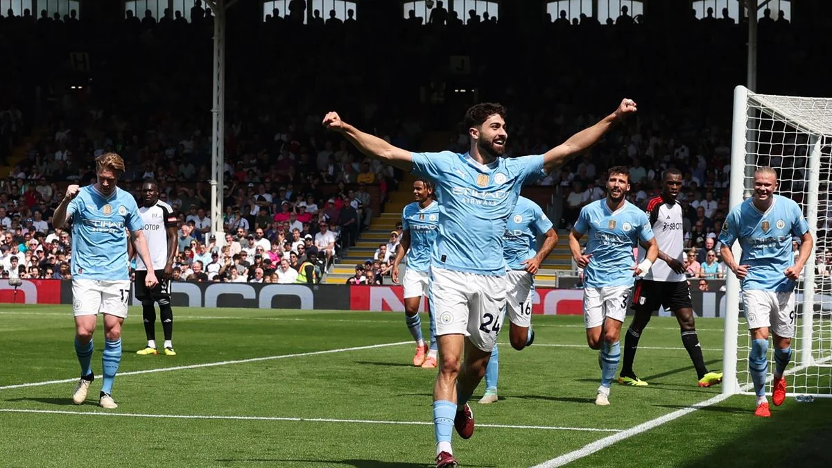Fulham 0-4 Manchester City: Gvardiol double sees off Cottagers and takes Citizens top
