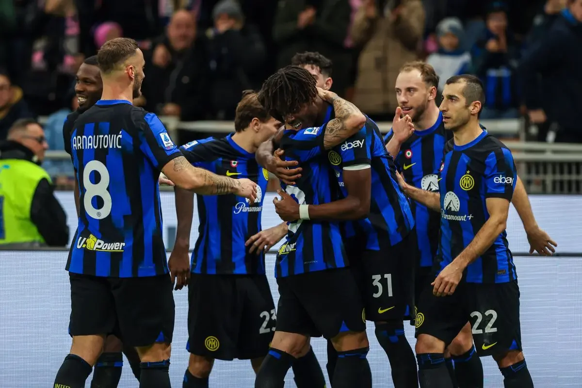 Inter Milan 2-0 Lecce: Inter stay four points clear at the top