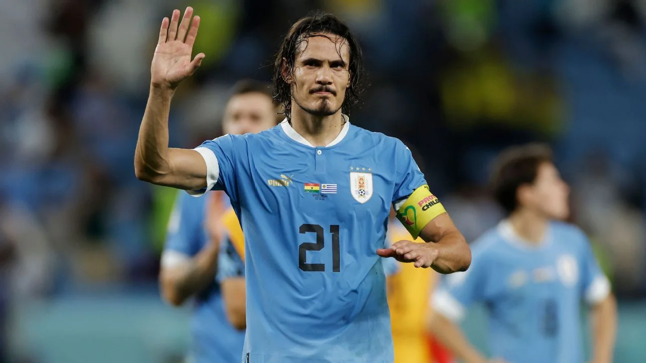 Cavani retires from international duty