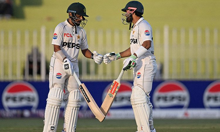 Ayub and Shakeel help Pakistan to 158-4 against Bangladesh in first test