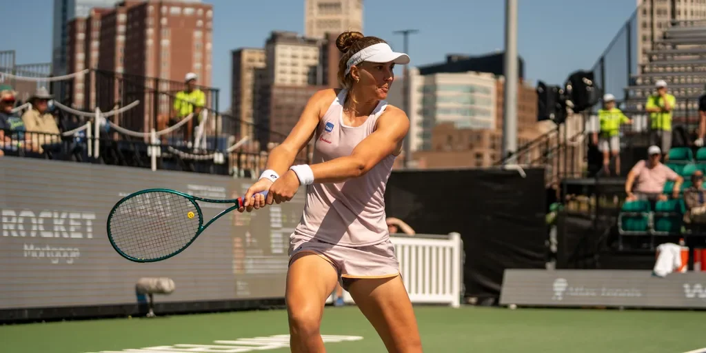 WTA roundup: Haddad Maia eases into Cleveland semis, Navarro battles through