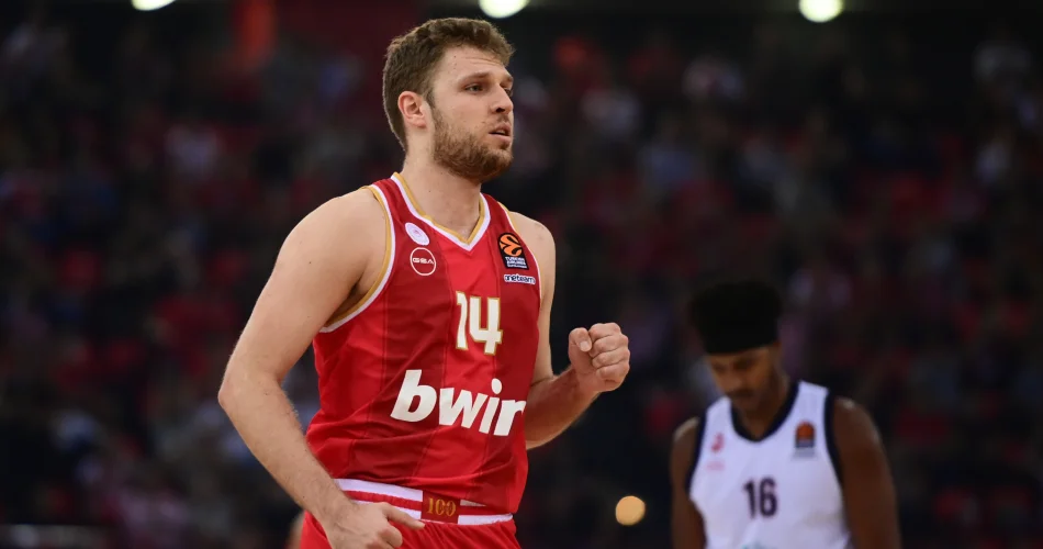 Sasha Vezenkov shines as EuroLeague Round 3 MVP