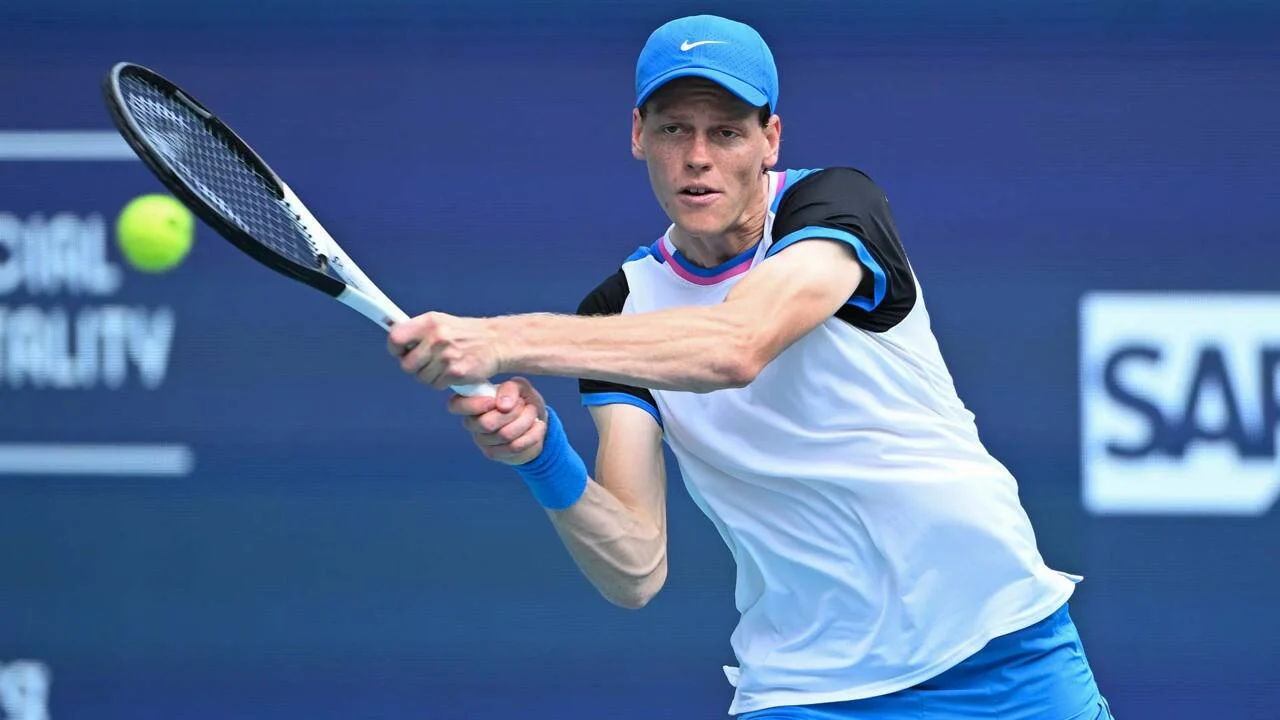 Sinner comes back to advance in Miami, Rune swept aside by Marozsan