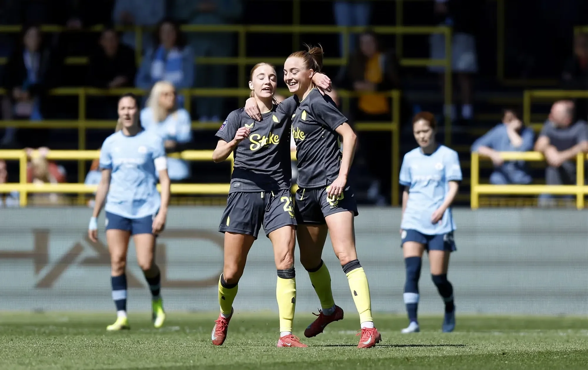 WSL: Manchester City's Champions League hopes fade after costly draw against Everton