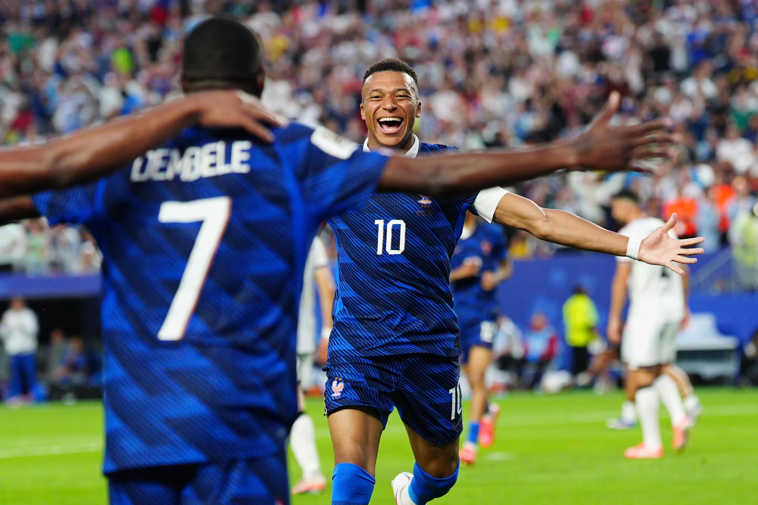 France beat Iraq 3-0 as Mbappe fires Les Bleus into knockout stage