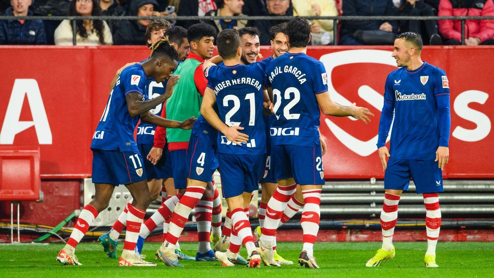 Sevilla 0-2 Athletic Bilbao: Visitors defeat struggling Sevilla in a fierce match to continue excellent form.