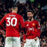 Man Utd beat Brentford 2-1 to edge closer to Champions League