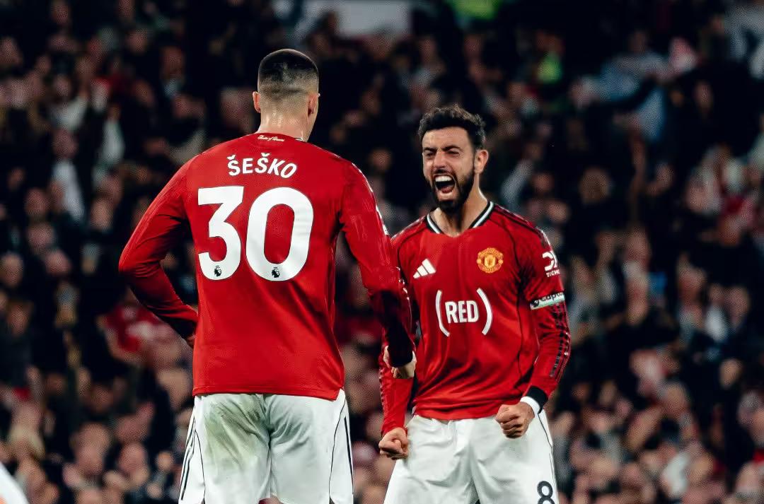 Man Utd beat Brentford 2-1 to edge closer to Champions League