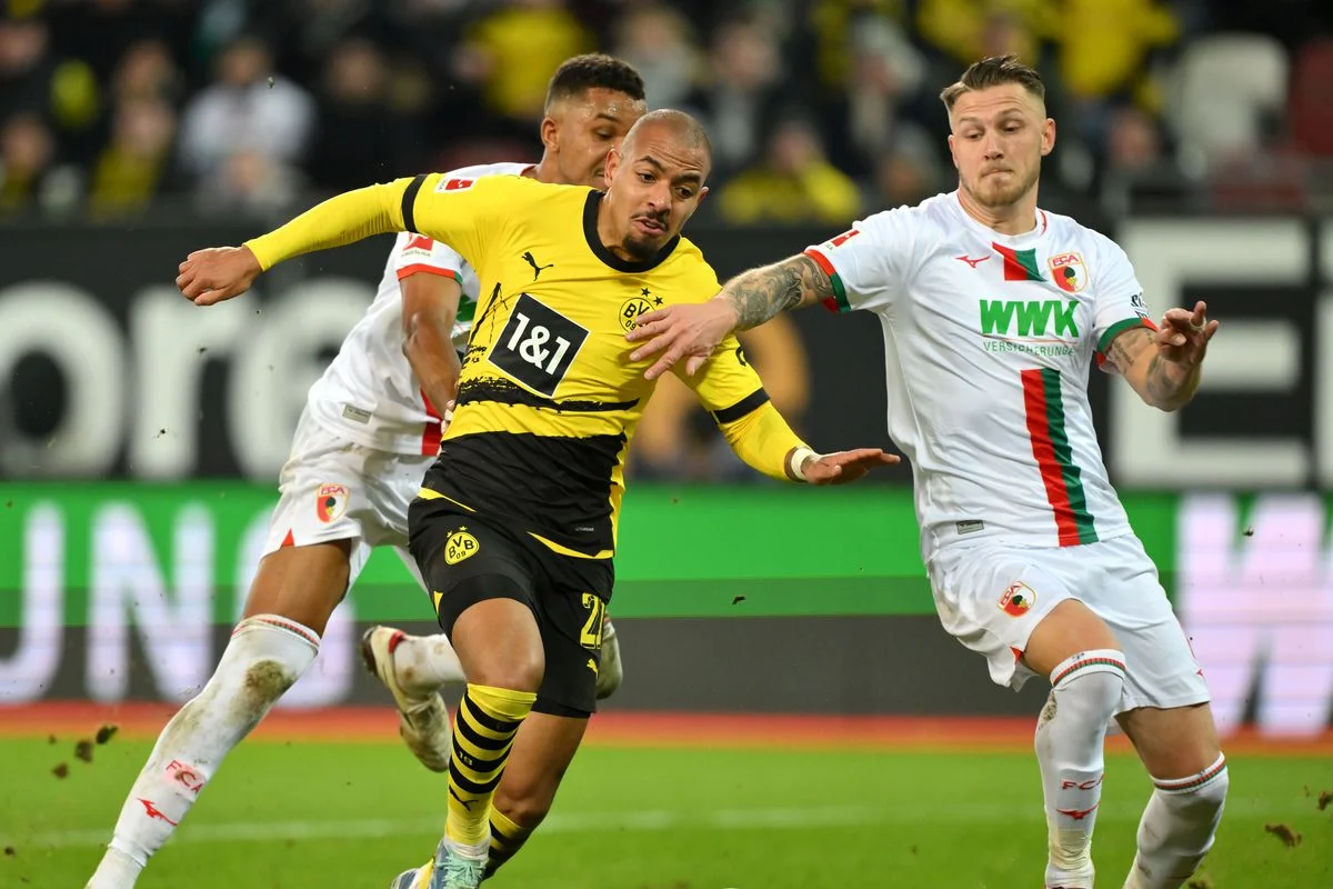 Augsburg 1-1 Dortmund: Dortmund slip up again in title race