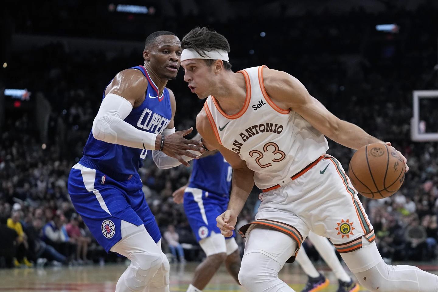 Los Angeles Clippers won their sixth straight game over San Antonio Spurs.