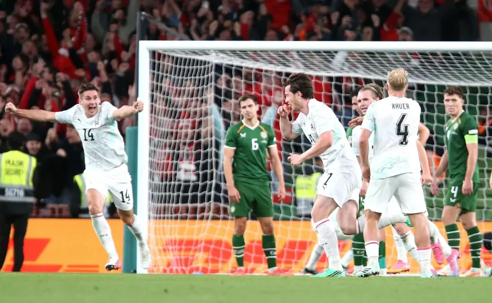 Parrott double not enough as Ireland draw 2-2 with Austria