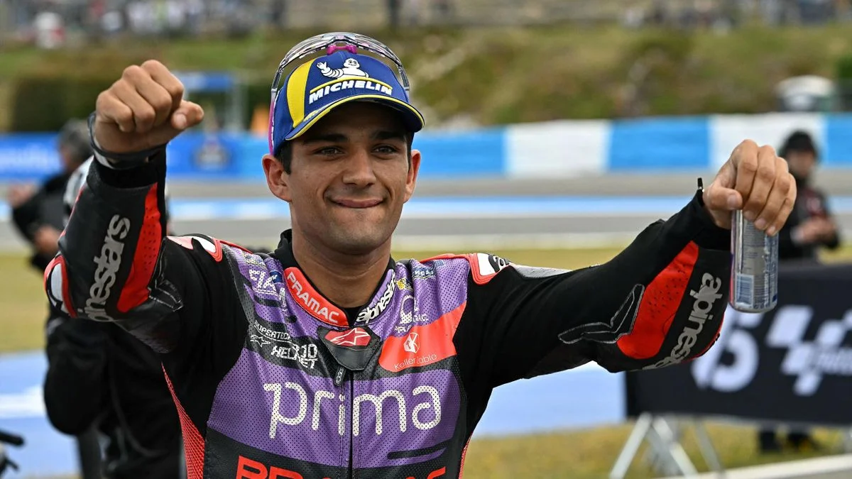 MotoGP: Jorge Martin wins dramatic home Spanish GP sprint as Francesco Bagnaia crashes out