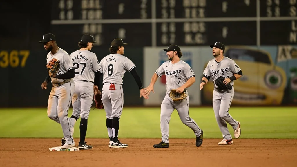 MLB roundup: White Sox end 21-game losing streak with win over Oakland