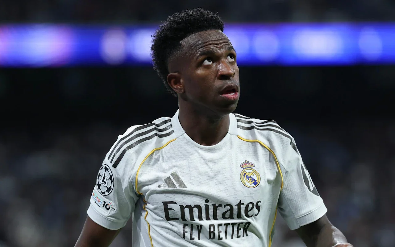 Transfer News LIVE: Arsenal Push for Bruno Guimarães and Vinícius Jr as Rashford Attracts Surprise Interest