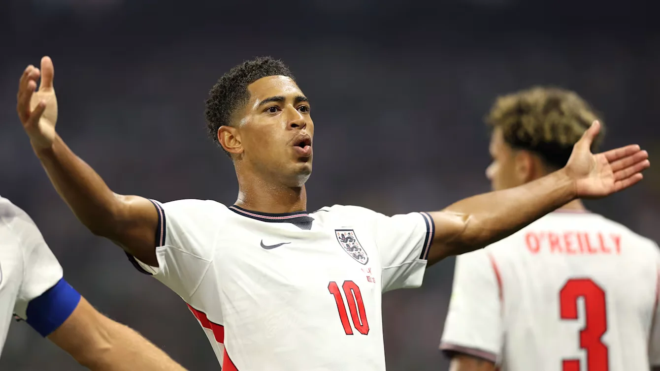 25 Best Midfielders in the world (2026): Bellingham edges Pedri as Rice, Rodri and Vitinha make top five