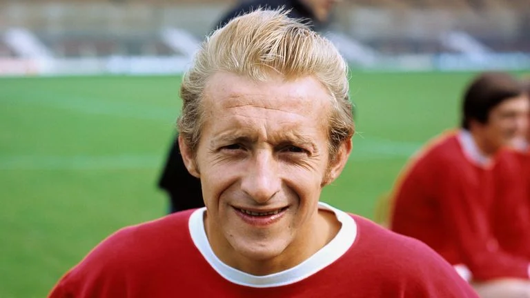 Denis Law, Manchester United legend, passes away at 84